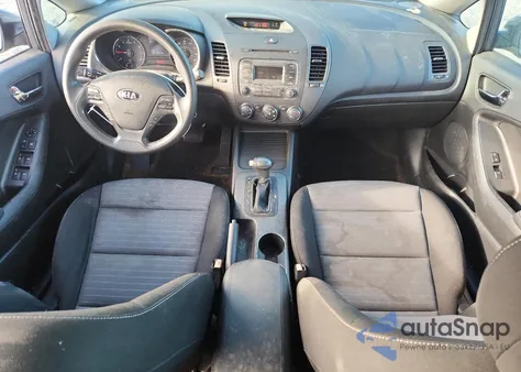 2016 Kia Forte Lx z USA, uszkodzony, nr VIN KNAFK5A85G5606281